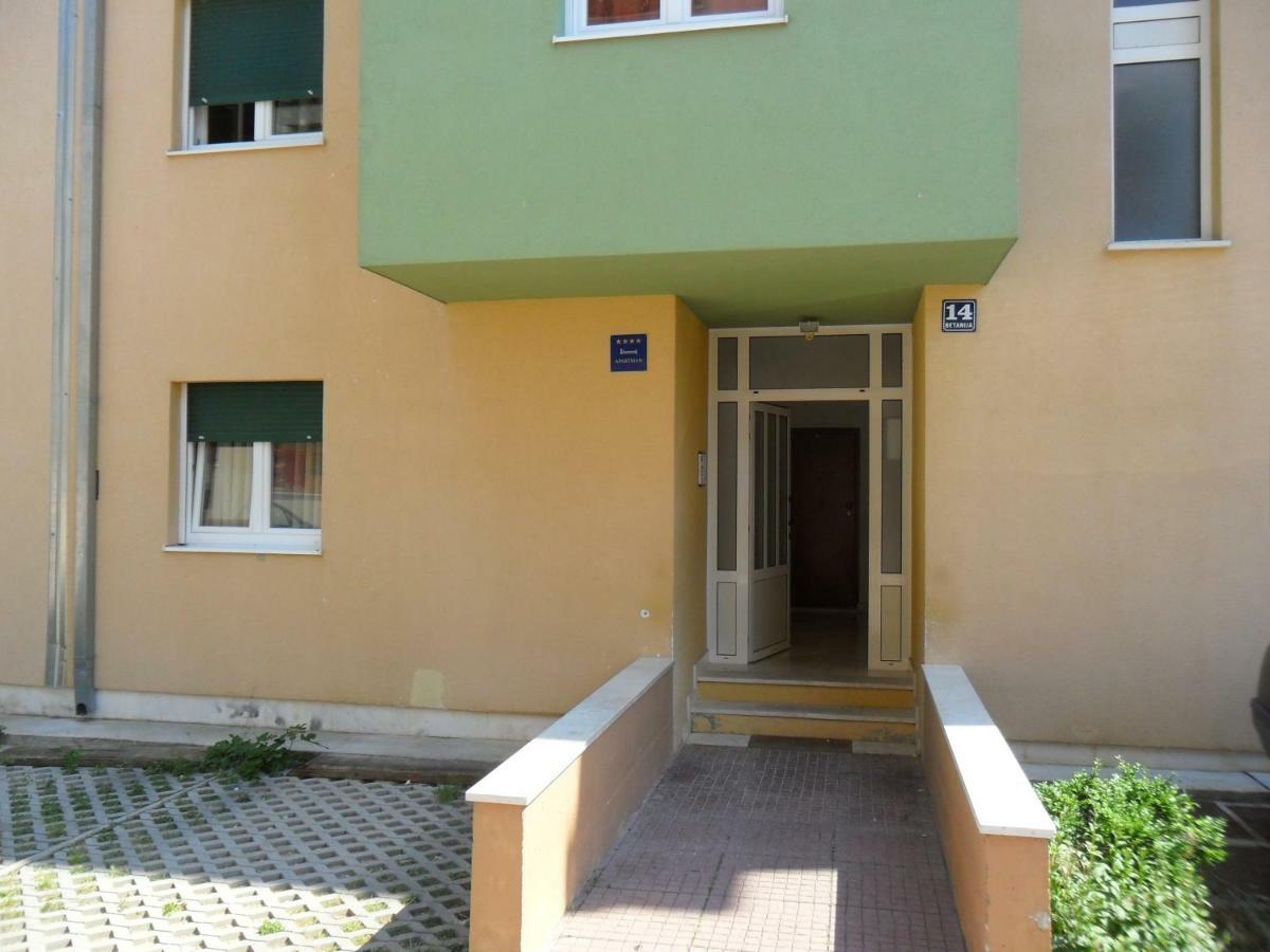 Apartment Ivan Τρογκίρ Εξωτερικό φωτογραφία